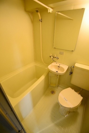 トイレ　※別部屋の写真です。