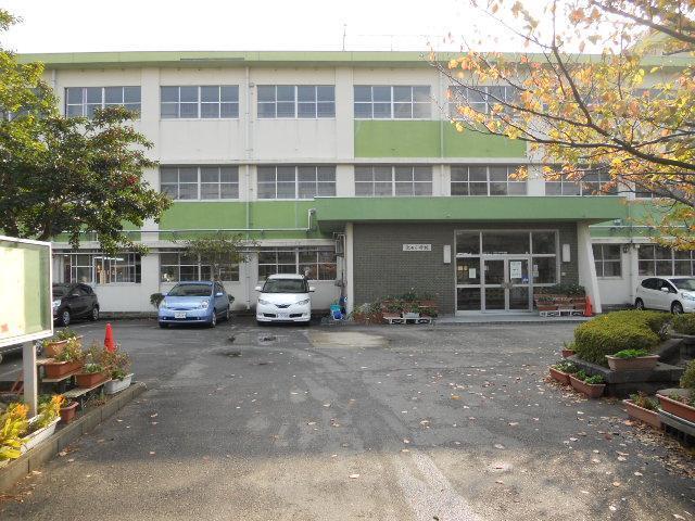 小学校　池田小学校（小学校）まで210m