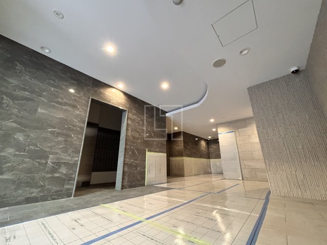 ロビー　セレニテ本町東リアン　ロビー