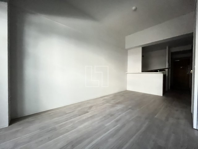 トイレ　セレニテ本町東リアン　リビング・ダイニングスペース