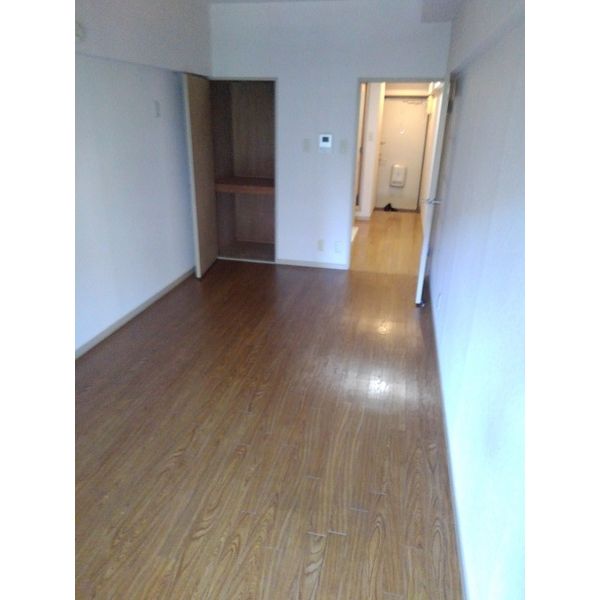 居室・リビング　※別室の参考写真の為、現況優先です。