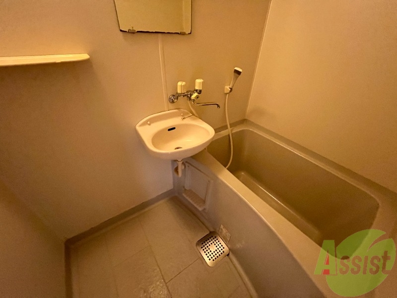 バス・シャワールーム　疲れた時はゆっくり湯船につかってみてはいかがでしょうか