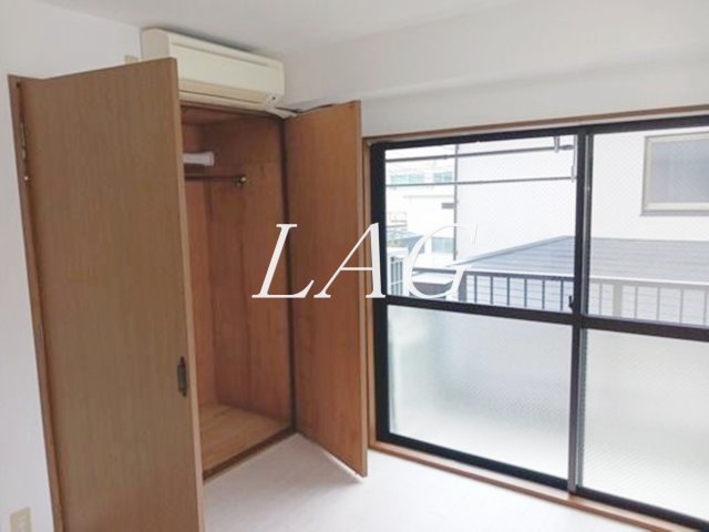 居室・リビング　洋室のお部屋です。