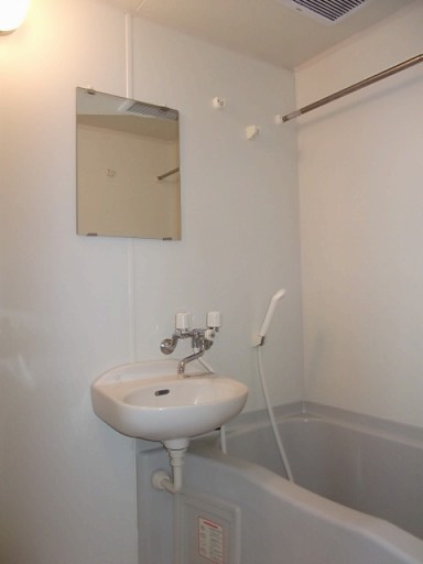 バス・シャワールーム　人気条件の「バス・トイレ別」です。