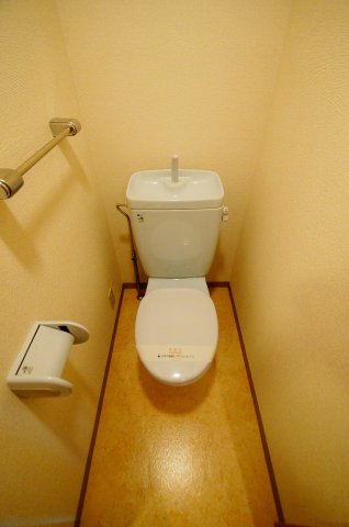 トイレ　「個室タイプのトイレ」