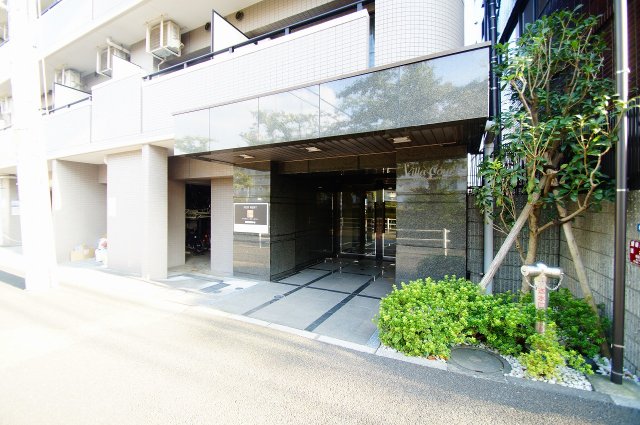 エントランス　「エントランス」