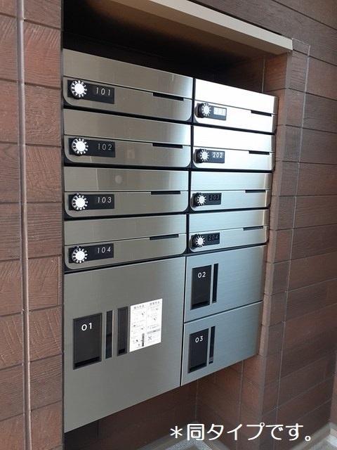 エントランス　同タイプ