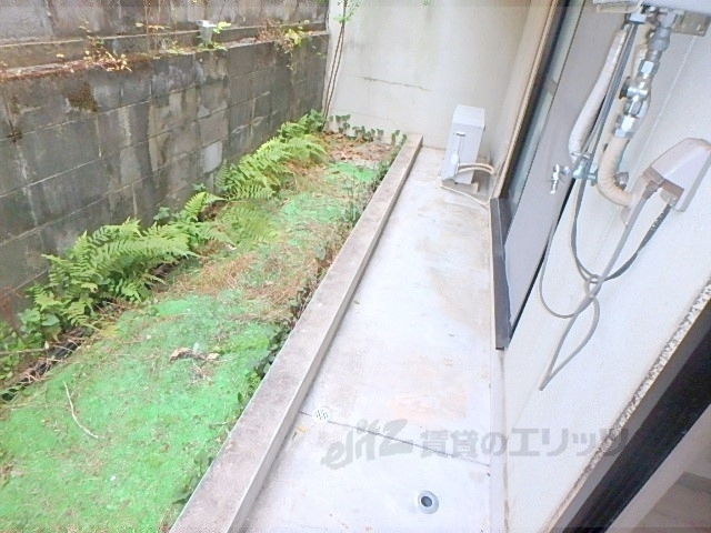 バルコニー　１階