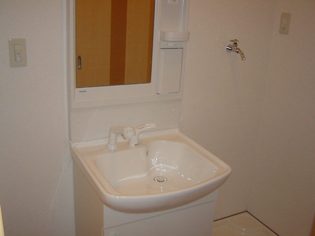 洗面設備　洗髪洗面化粧台