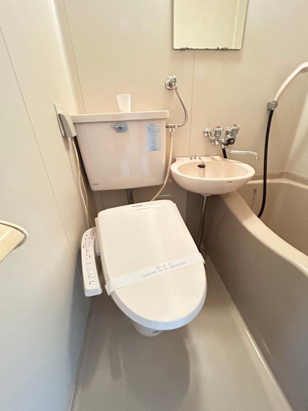 トイレ　トイレ