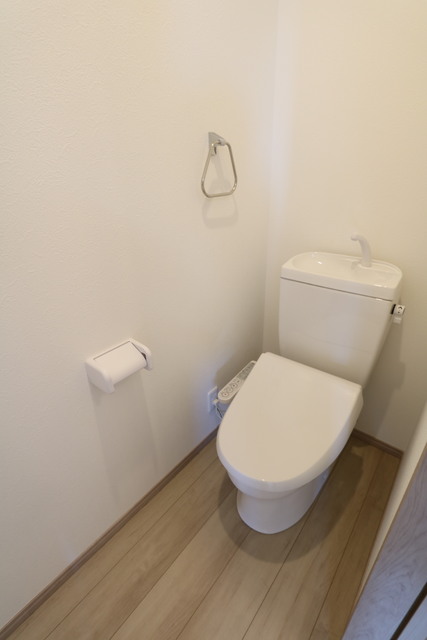 トイレ　☆衛生的な温水洗浄便座☆