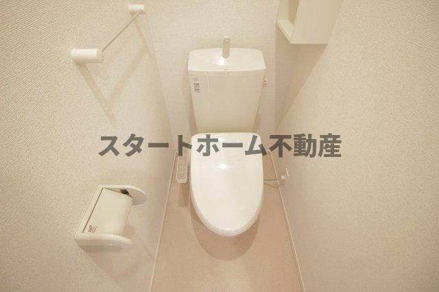 トイレ　落ち着いたトイレです