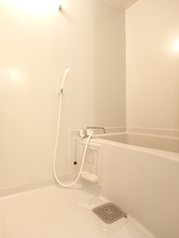 バス・シャワールーム　図面と現状に相違がある場合には現状を優先