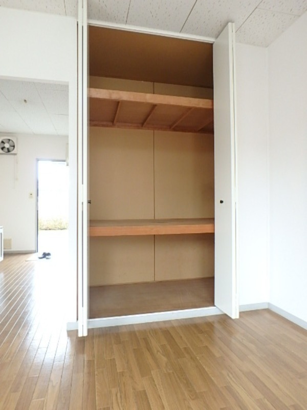 収納　図面と現状に相違がある場合には現状を優先