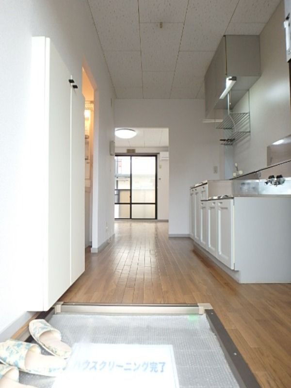 玄関　図面と現状に相違がある場合には現状を優先