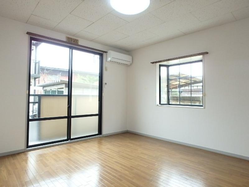 居室・リビング　図面と現状に相違がある場合には現状を優先