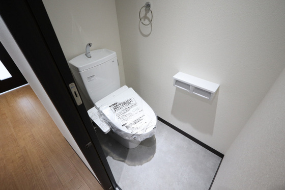 トイレ　※別部屋の写真です