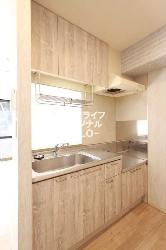 キッチン　ナチュラルな雰囲気のキッチン★収納も豊富です★