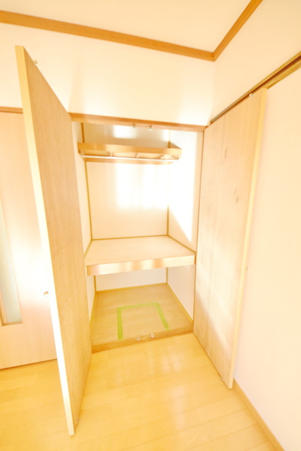 収納　～たっぷり収納スペースです～