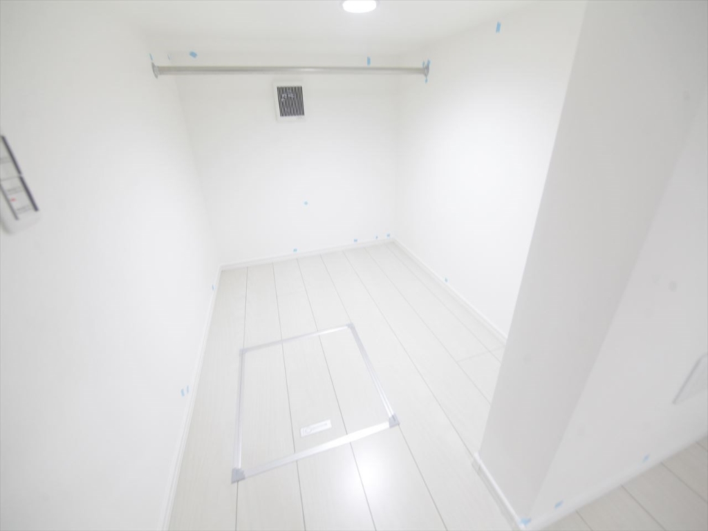 収納　ウォークインクローゼット付（収納充実してます）