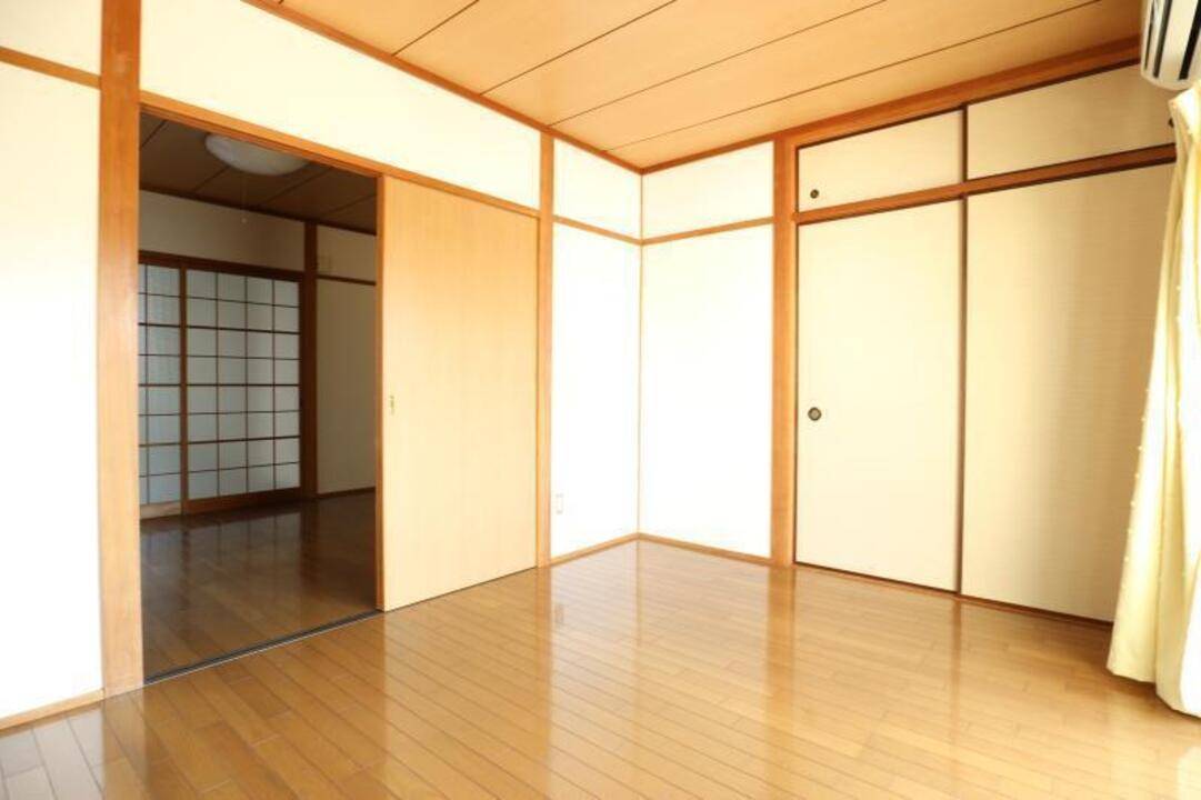 居室・リビング　リビング