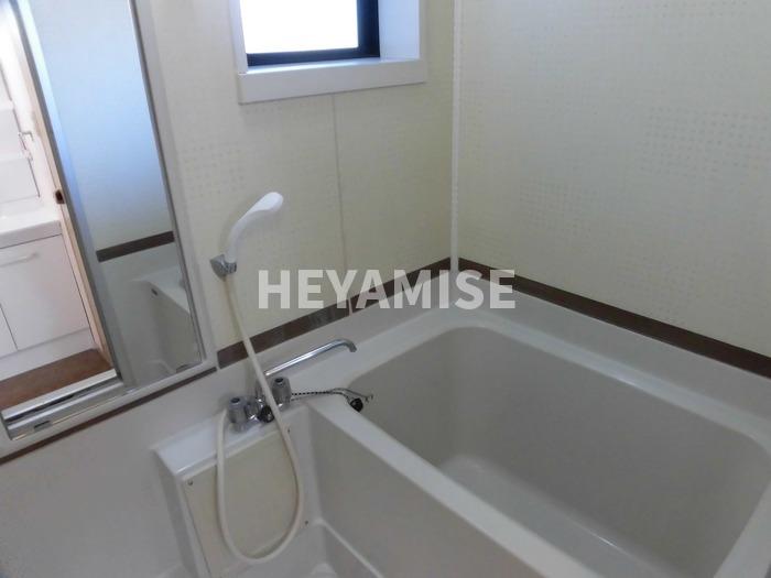 バス・シャワールーム　※室内画像は別号室のもの