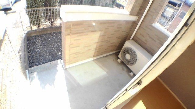 バルコニー　落ち着いた時間を過ごせるバルコニーです