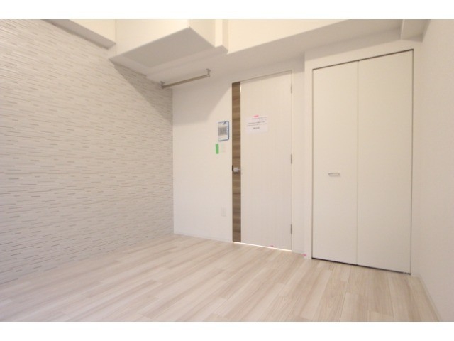 居室・リビング　同タイプ別号室の写真になります。