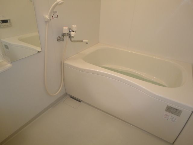 バス・シャワールーム　☆一日の疲れが取れる場所ですよ☆