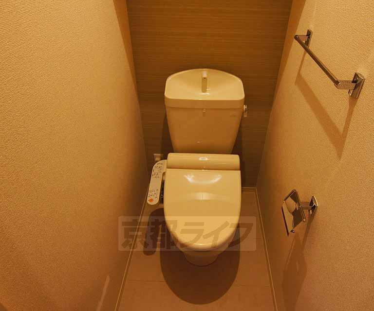 トイレ　もちろんウォシュレット完備です。