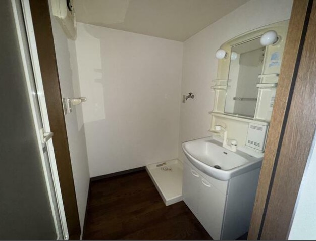 洗面設備　洗髪洗面化粧台