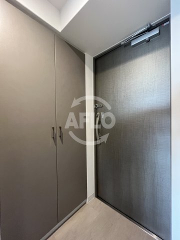 玄関　エスタート塚本　玄関