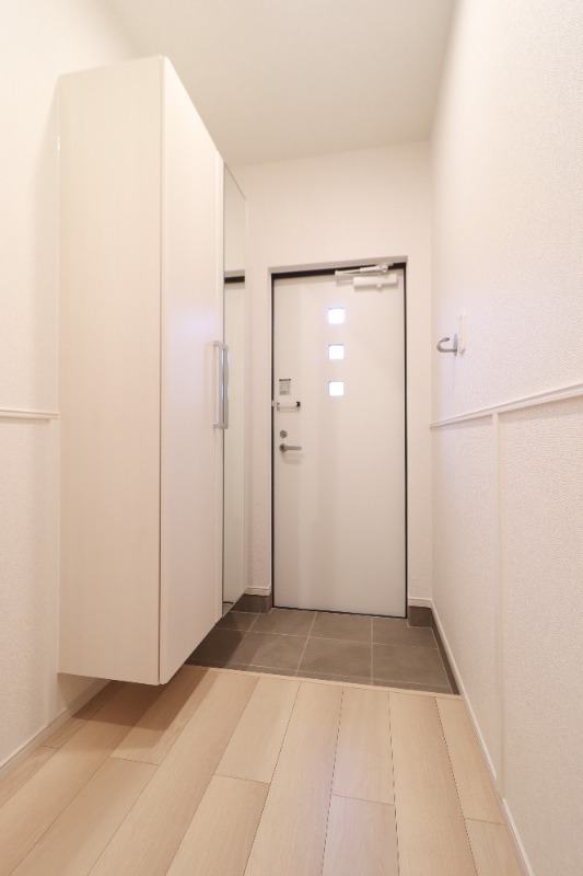 玄関　図面と現状に相違がある場合には現状を優先