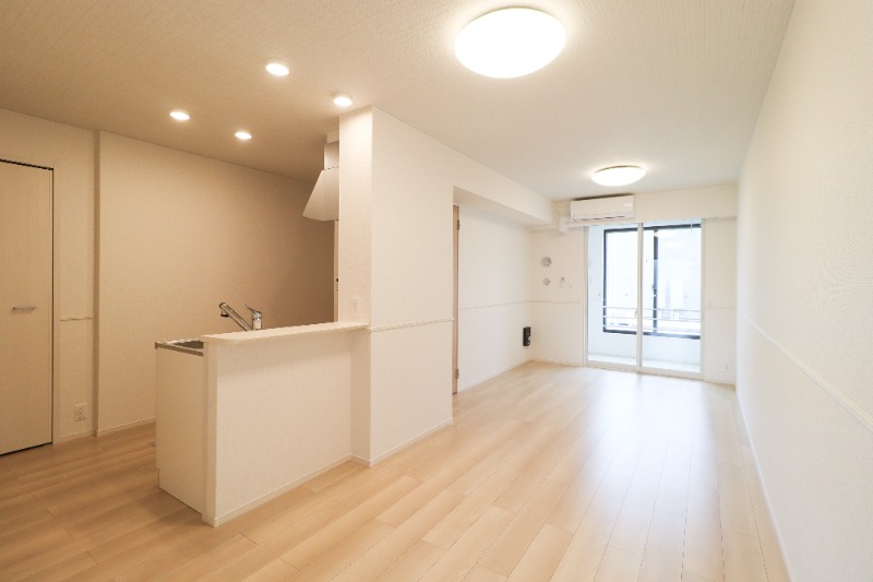 居室・リビング　図面と現状に相違がある場合には現状を優先