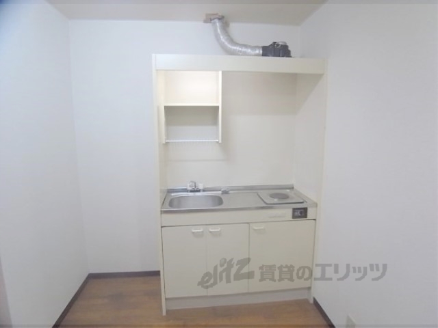 キッチン　コンパクトなキッチンです。