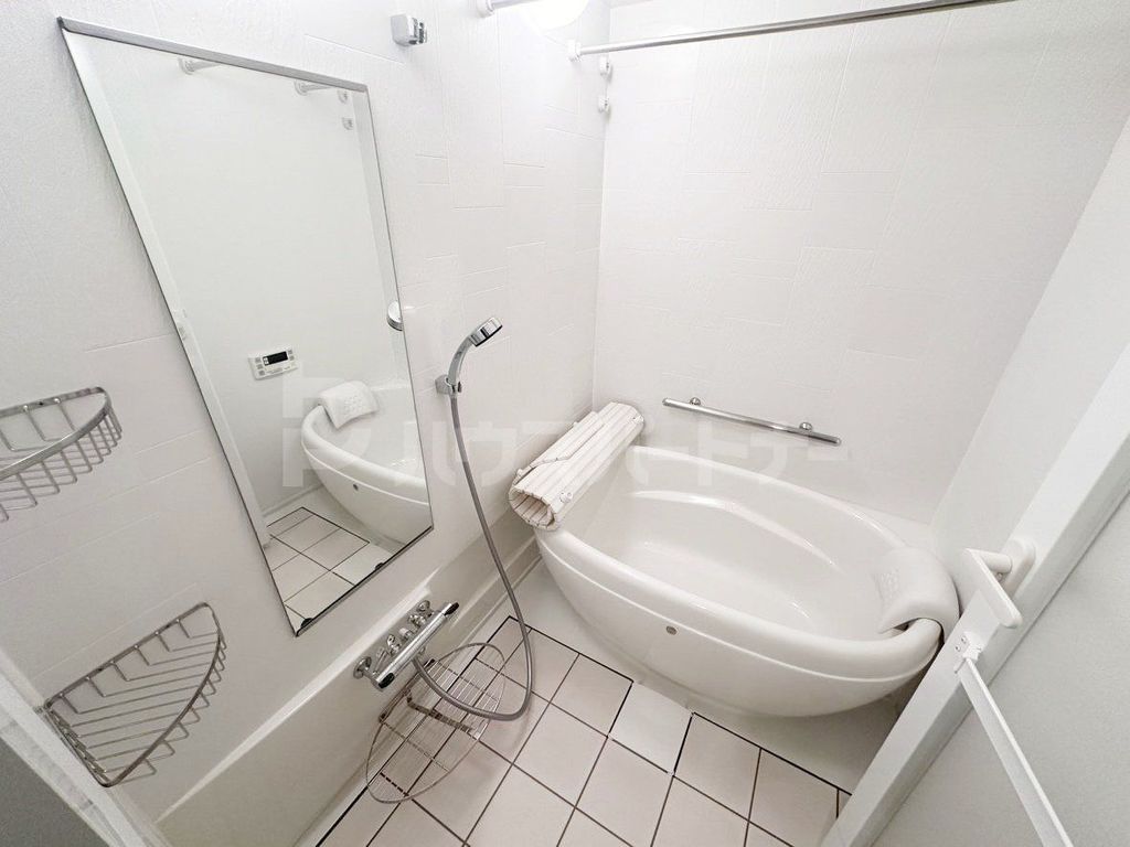 バス・シャワールーム　洗面