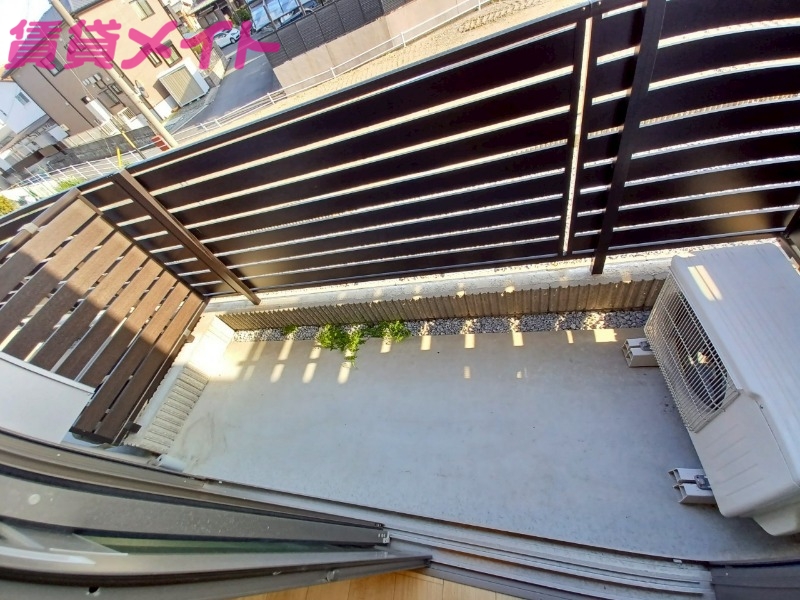 バルコニー　同型参考写真