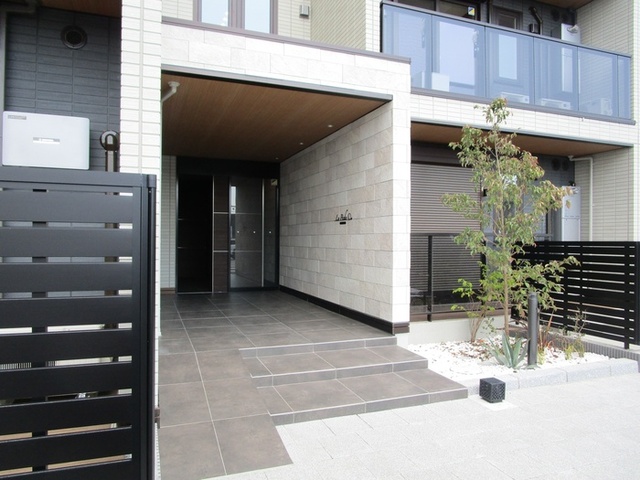 エントランス　エントランス