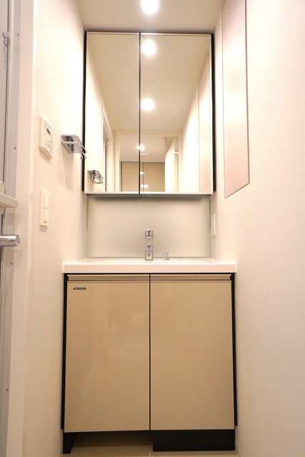 洗面設備　※写真は同タイプ住戸です。