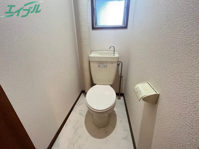 トイレ　同型別室のお写真です