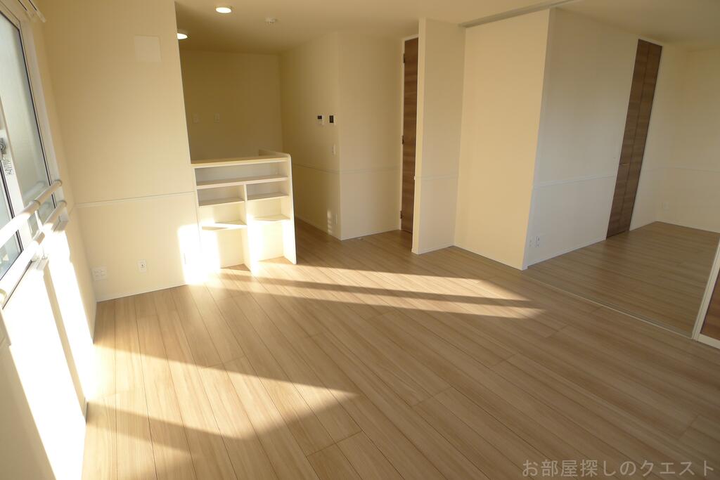 居室・リビング　（写真は同タイプ）