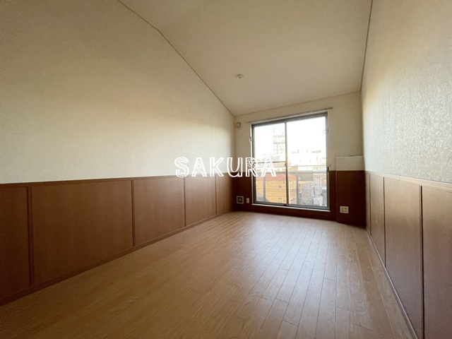 居室・リビング　開放感のあるゆったりとしたお部屋です♪