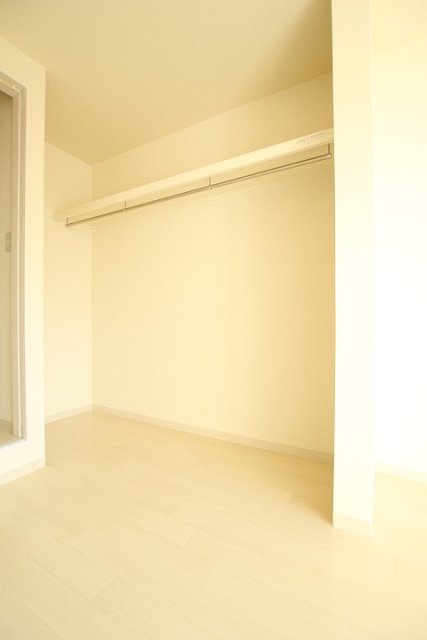 収納　同物件別号室