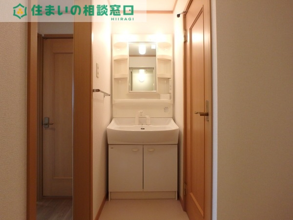 洗面設備　同型