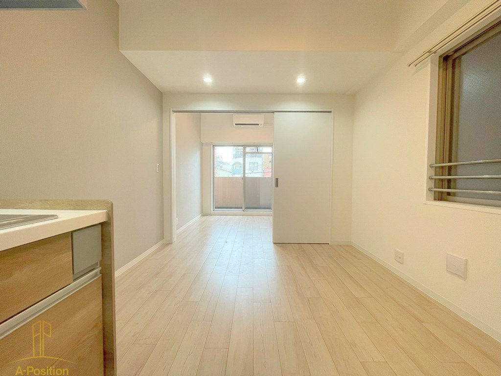 居室・リビング　CITY SPIRE 九条II