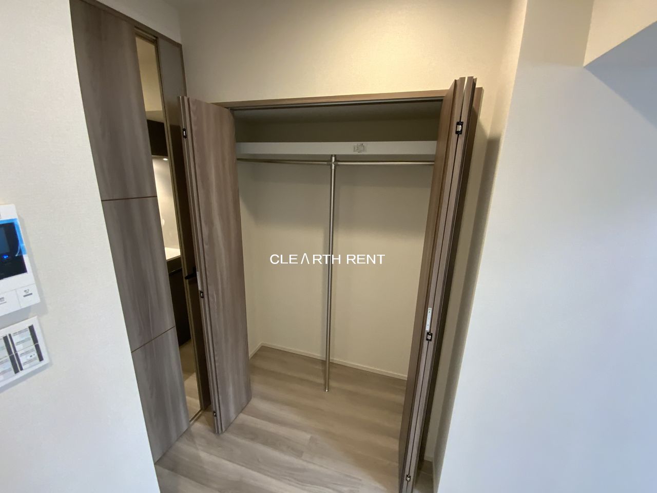 収納　同タイプ別住戸写真となります。現況と異なる場合がございます。