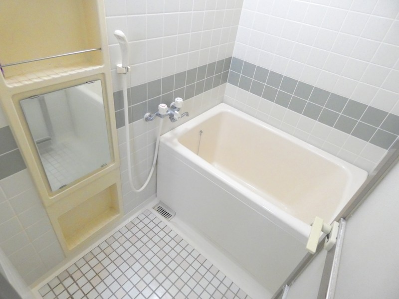 バス・シャワールーム　別号室写真使用