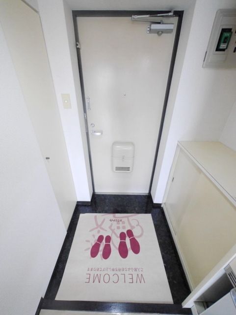 玄関　★シューズボックス付き玄関スペース★