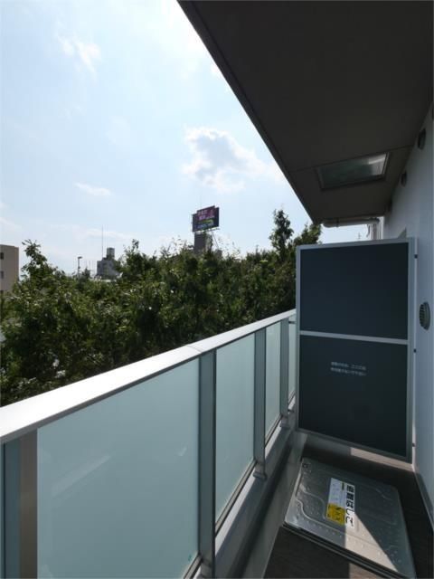 バルコニー　バルコニー