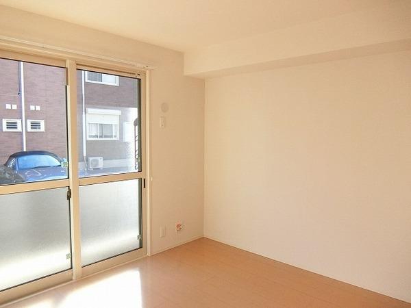 居室・リビング　広々としたリビング！